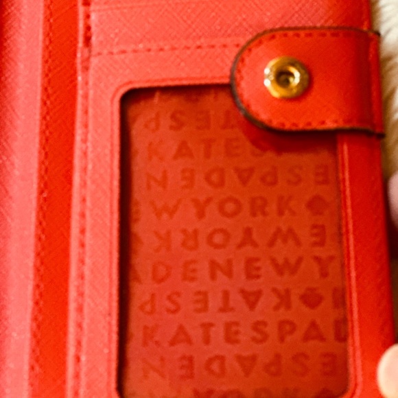 Beautiful Kate Spade Snap Wallet - Picture 9 of 10